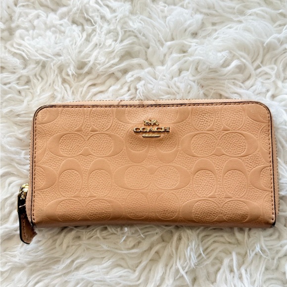 Coach Lexy Shoulder Bag Bundle - Picture 5 of 8